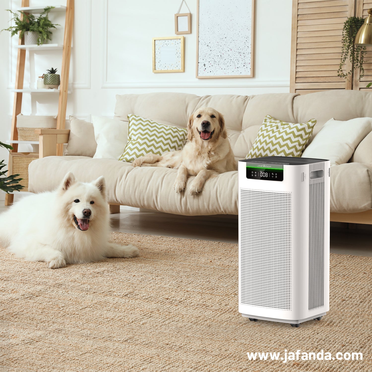 Does wildfire smoke make your pets uncomfortable? Jafända air purifier can protect their health!